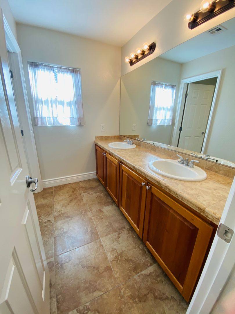House for rent at 79 Laying Up Court, Las Vegas, NV 89148