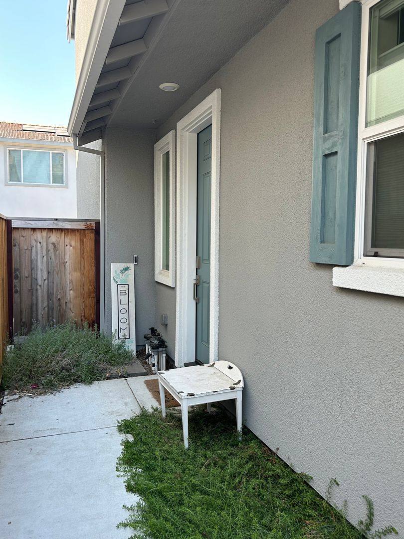 House for rent at 1332 Renewal Lane, Fairfield, CA 94533