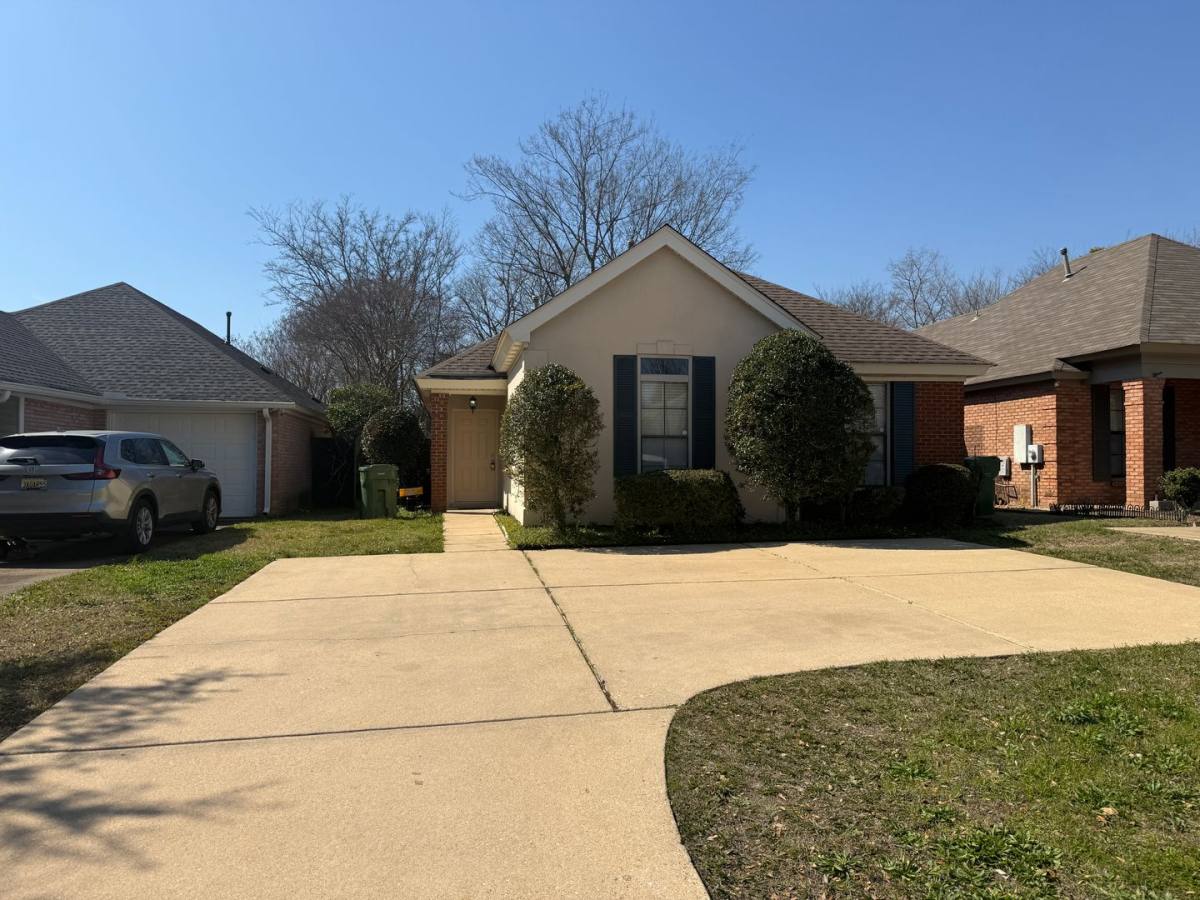 House for rent at 1944 Woodrun Ave, Montgomery, AL 36117
