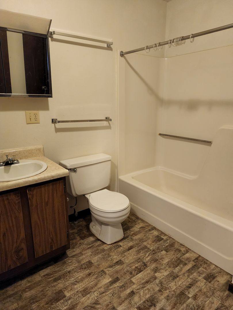 Apartment for rent at 201 2nd St, Beaman, IA 50609