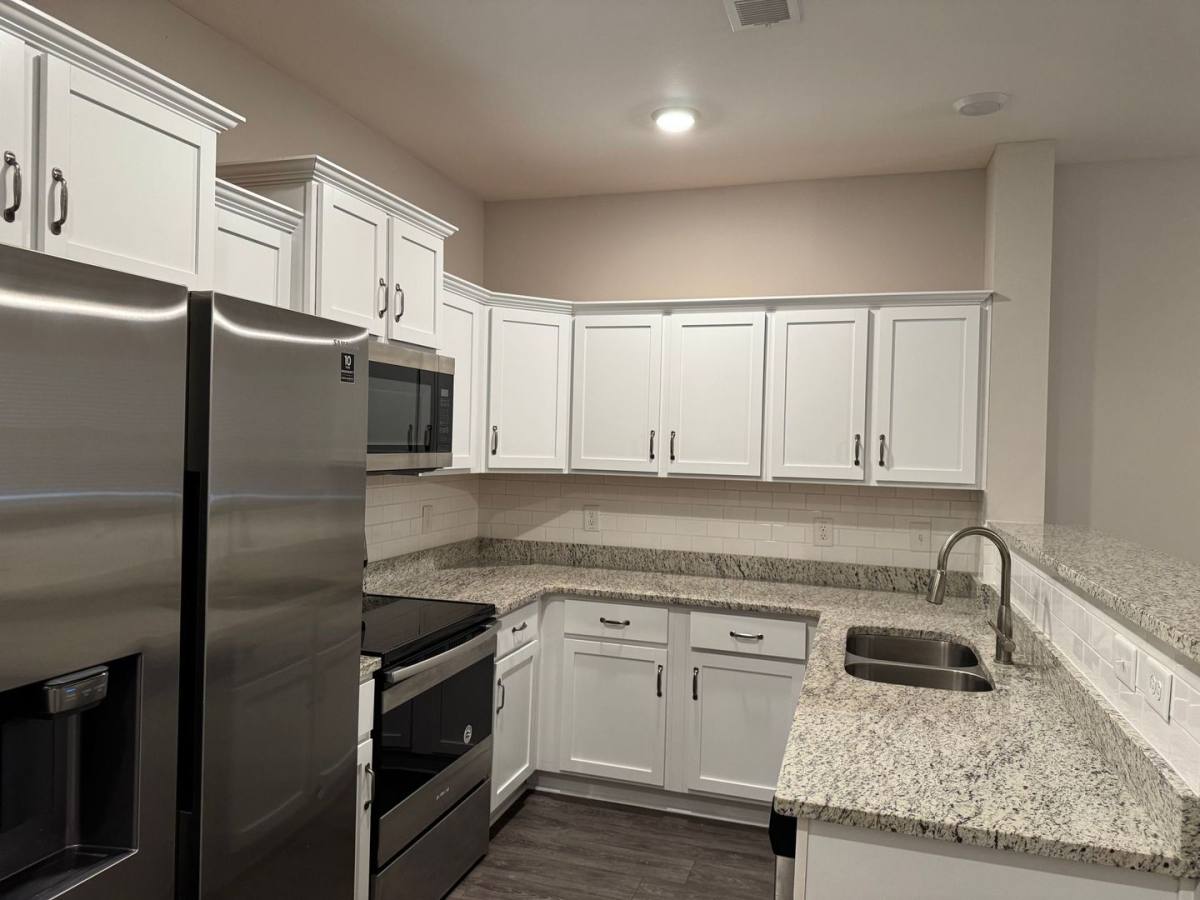 Townhouse for rent at 295 Smithson Lane, Clarksville, TN 37040