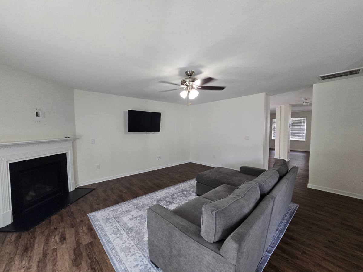 House for rent at 436 Botanical Court, Bunnlevel, NC 28323