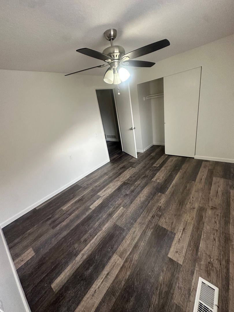 Apartment for rent at 745 E Lazon Ave, Sandy, UT 84094