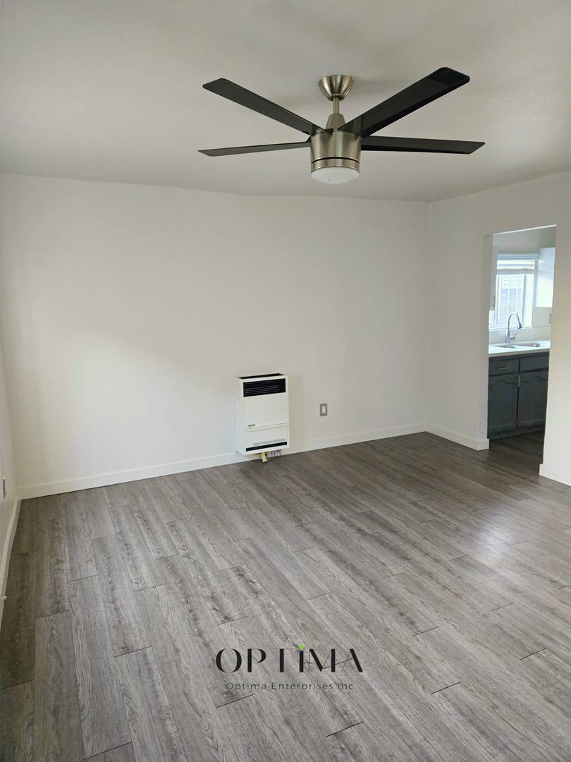 Apartment for rent at 1377 Warren Ave, Long Beach, CA 90813