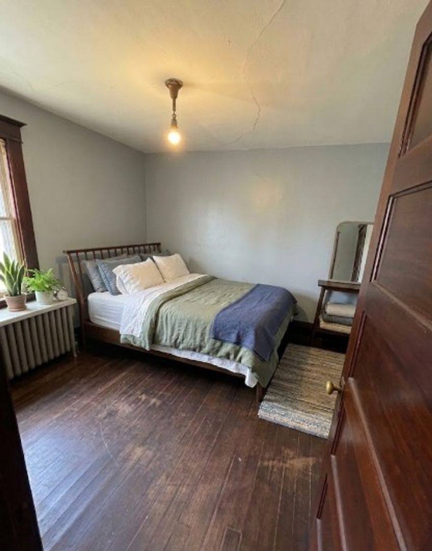 Apartment for rent at 703 E Main St, La Porte City, IA 50651
