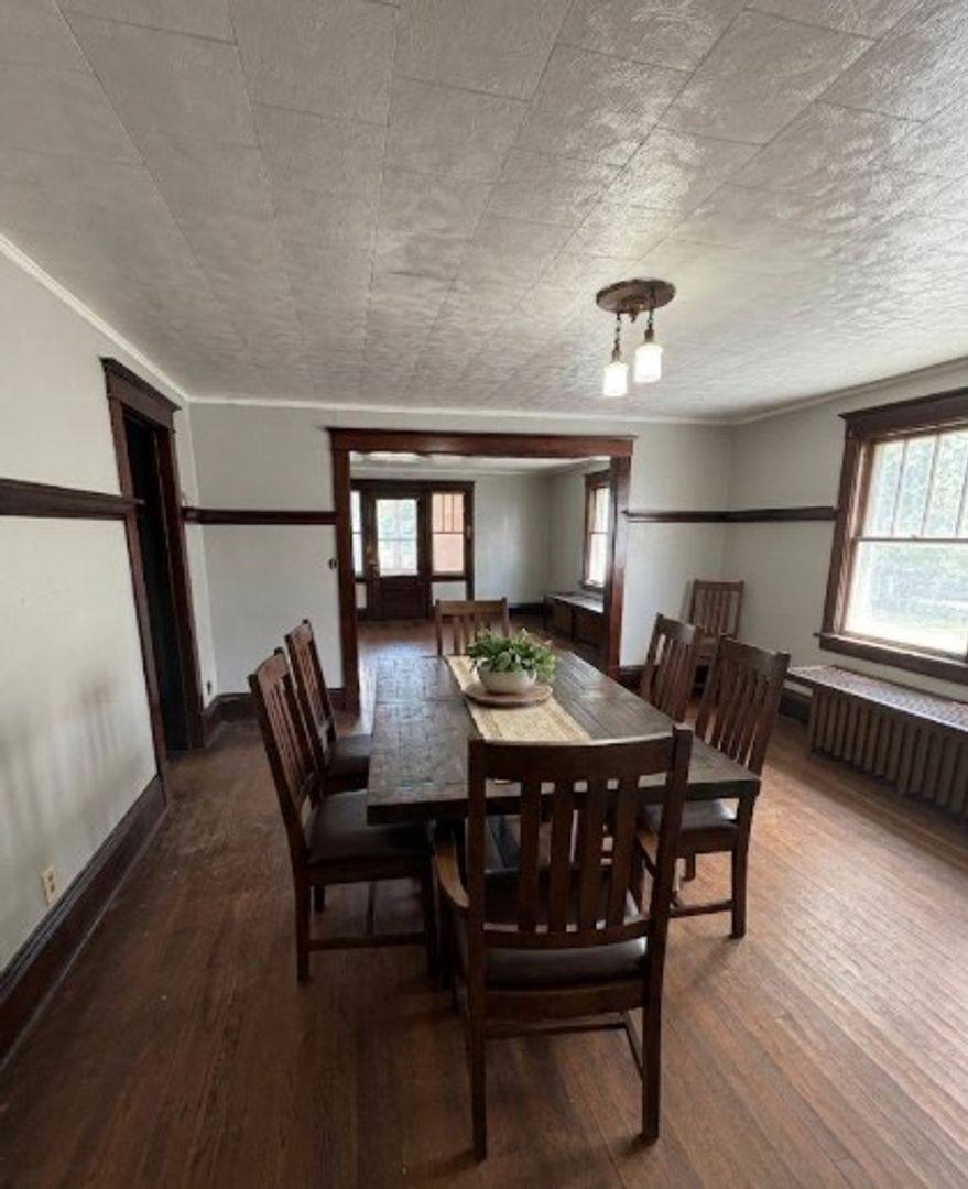 Apartment for rent at 703 E Main St, La Porte City, IA 50651