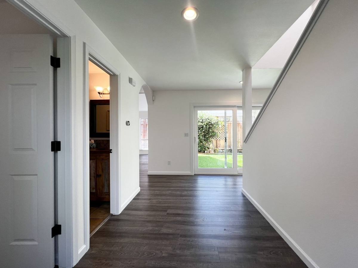 House for rent at 716 La Homa Dr, Napa, CA 94558