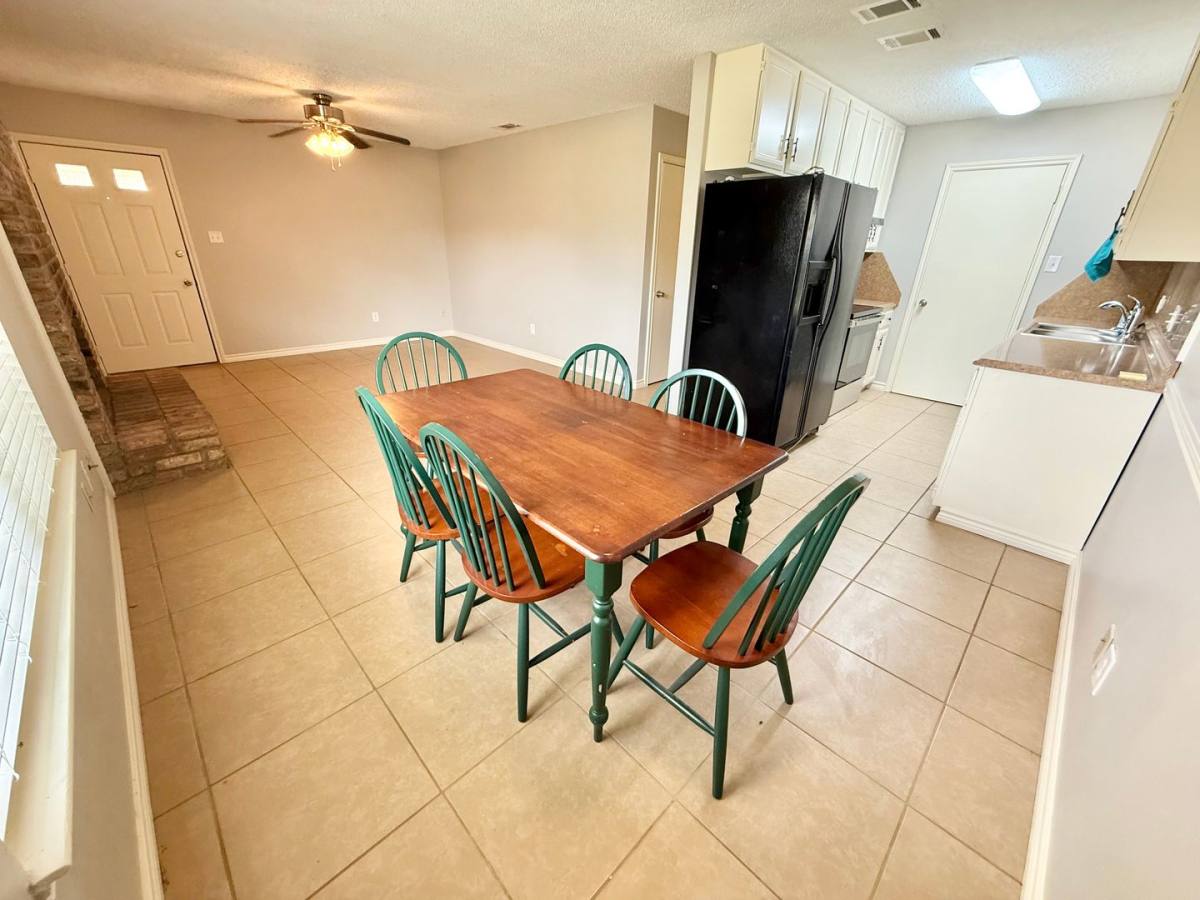 House for rent at 1629 Susan Dr, Tyler, TX 75703