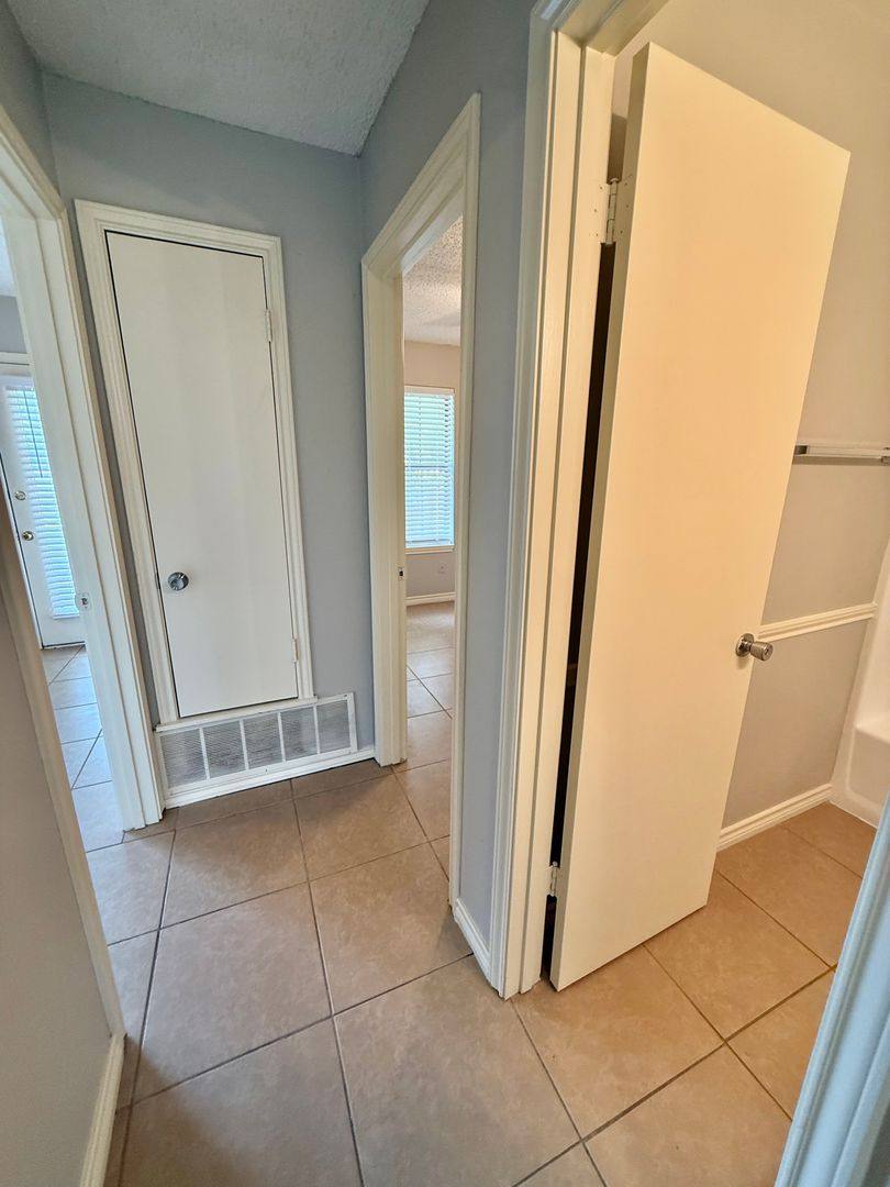 House for rent at 1629 Susan Dr, Tyler, TX 75703