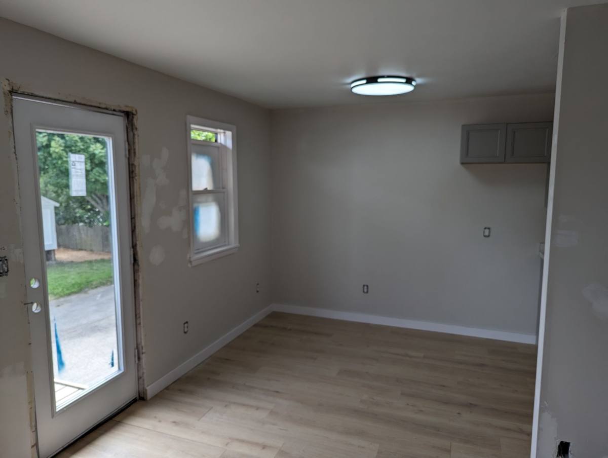 Apartment for rent at 139 Union St, Rockland, ME 04841