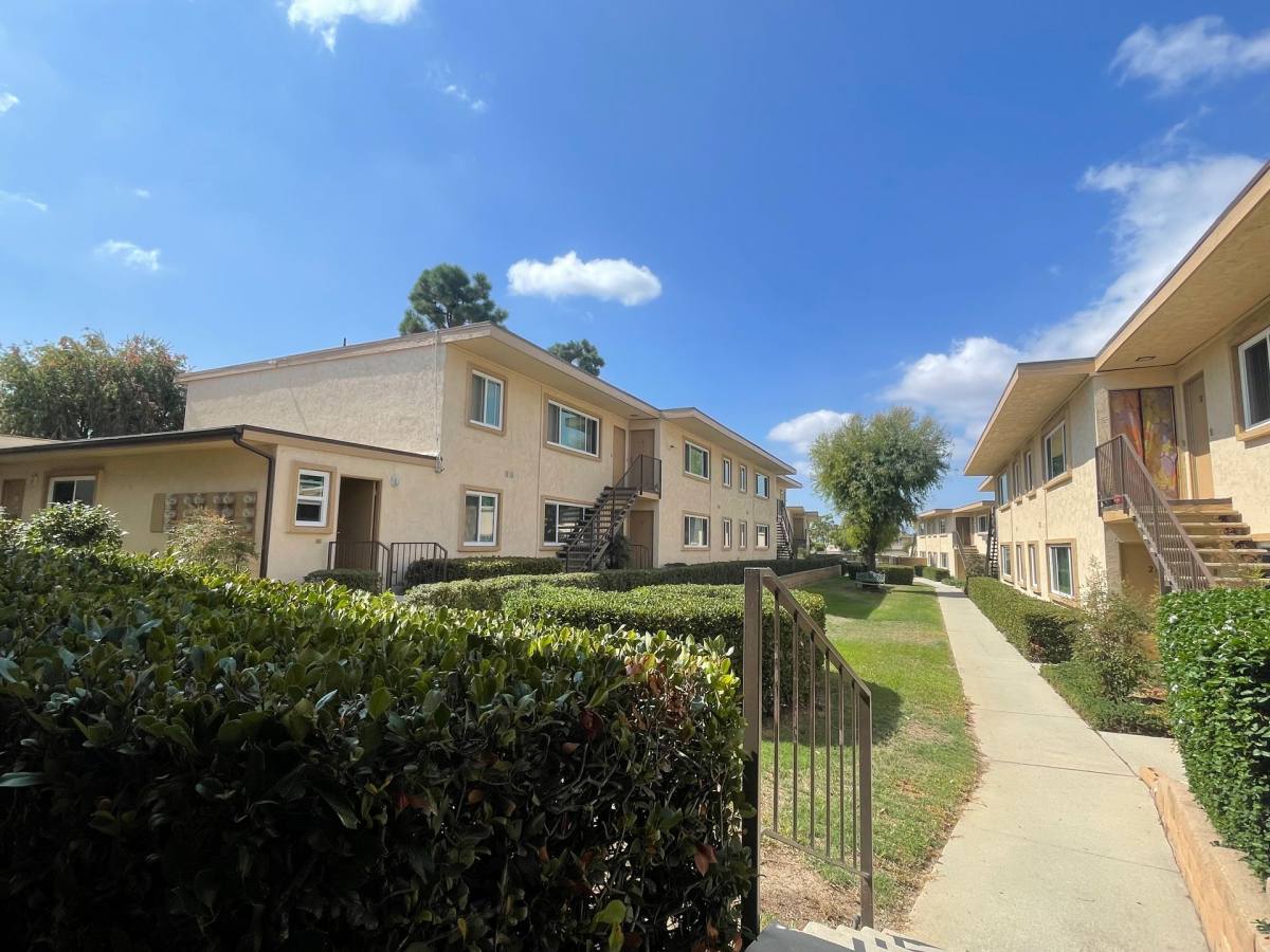 Apartment for rent at 1675 Chapel Dr, Camarillo, CA 93010