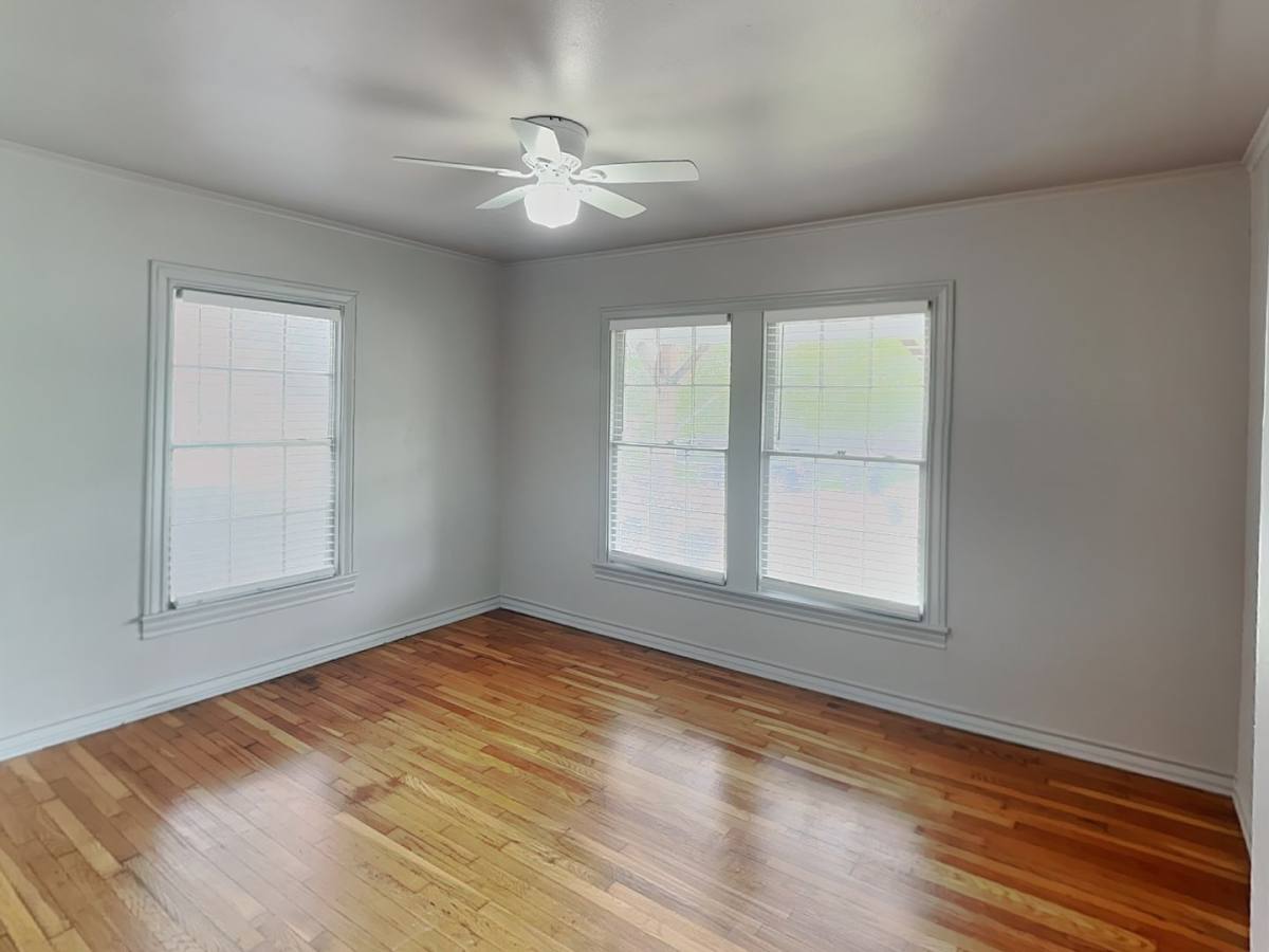 Apartment for rent at 4124 Lovell Ave, Fort Worth, TX 76107