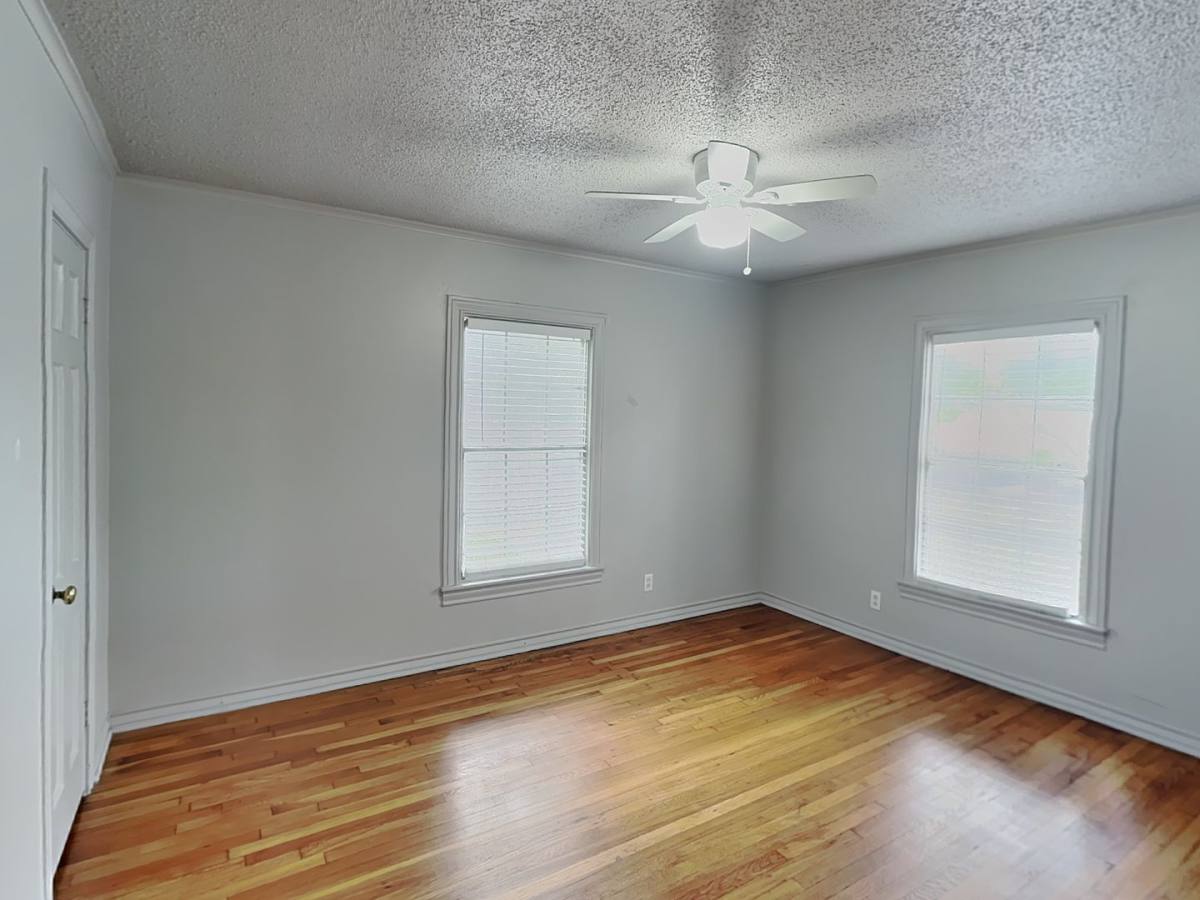 Apartment for rent at 4124 Lovell Ave, Fort Worth, TX 76107