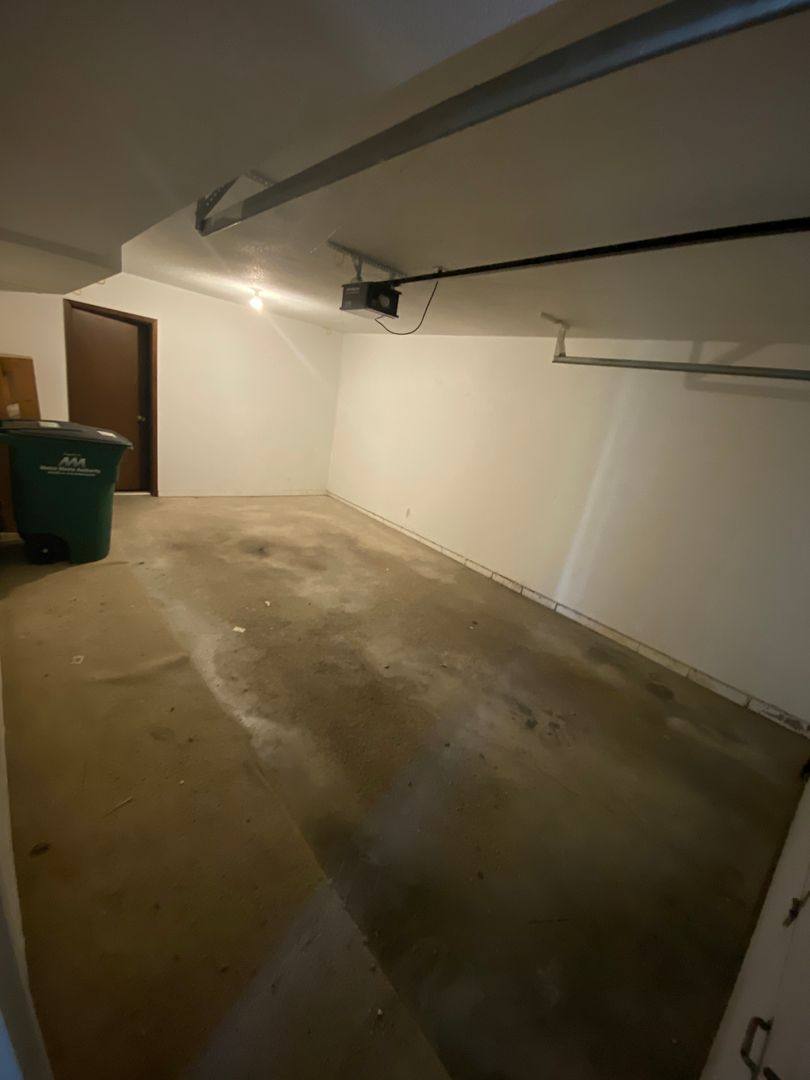 Apartment for rent at 1465-1467 NW 81st St, Clive, IA 50325