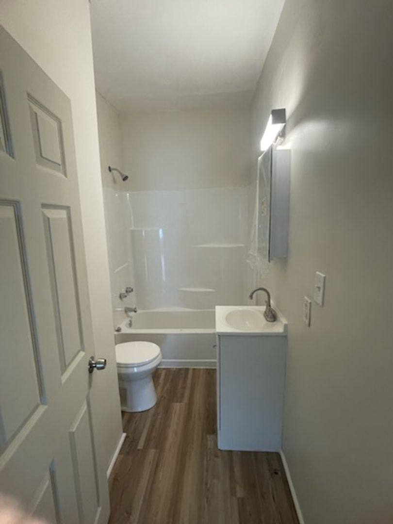 House for rent at 2333 Washington St W, Charleston, WV 25387