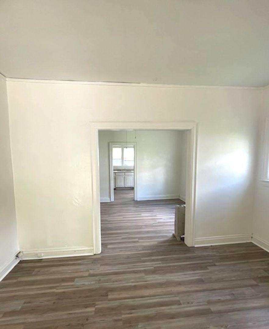 House for rent at 2333 Washington St W, Charleston, WV 25387