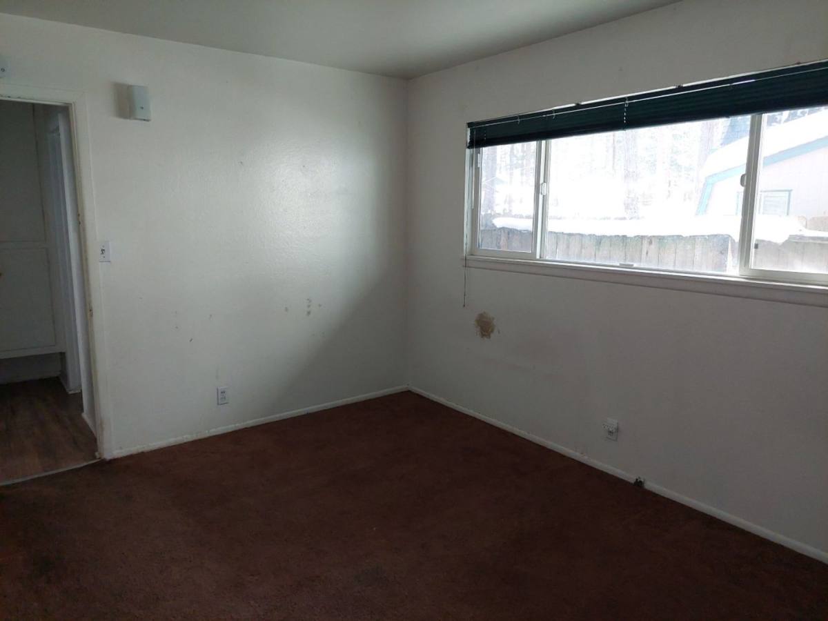 Apartment for rent at 881-883 Modesto Ave, South Lake Tahoe, CA 96150
