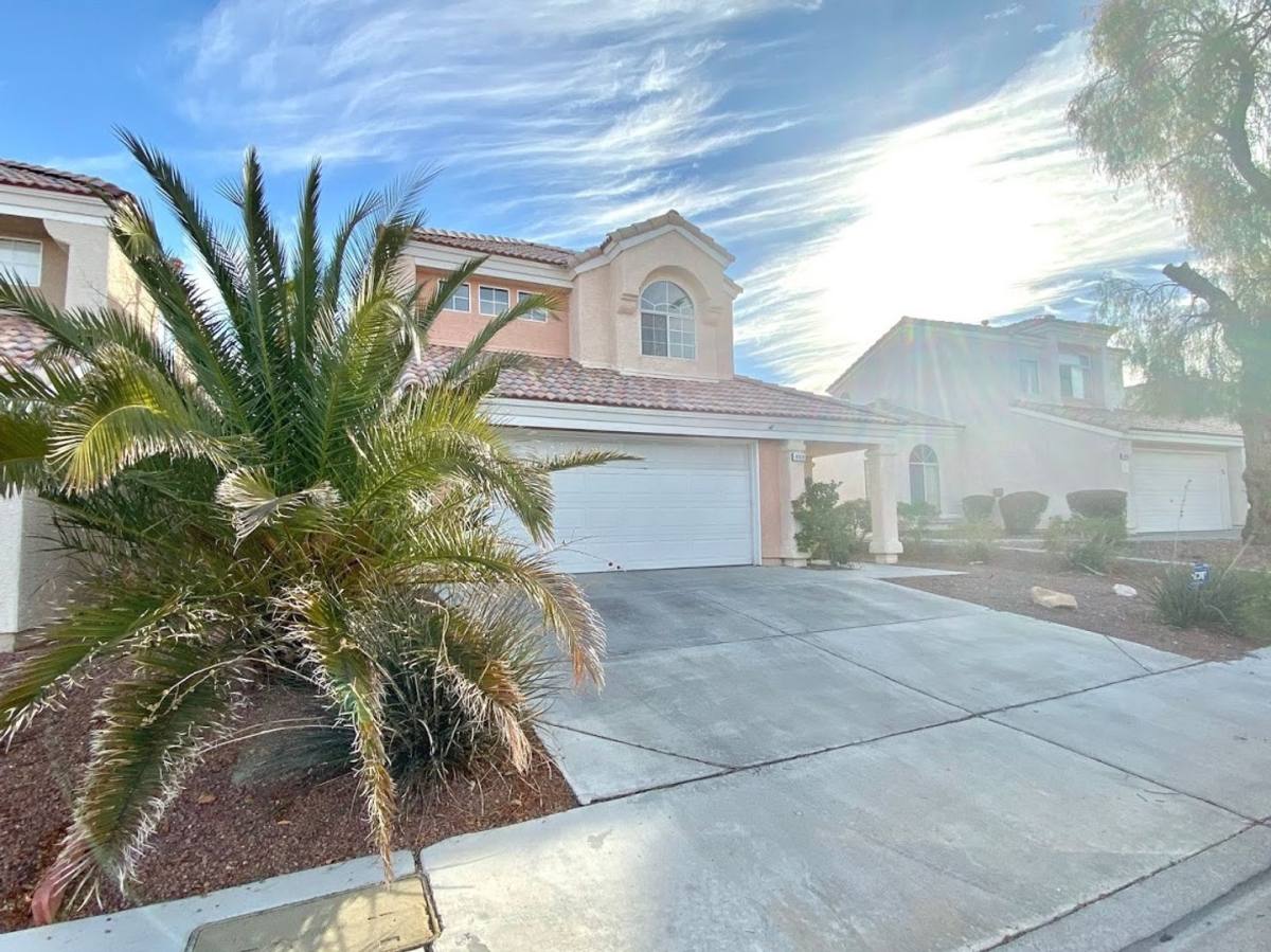 House for rent at 8009 Dover Shores Ave, Las Vegas, NV 89128