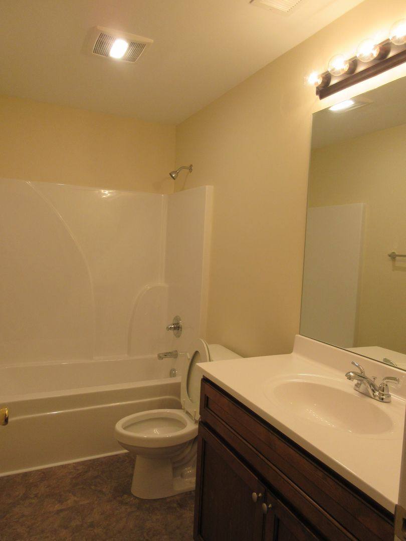 Apartment for rent at 1755 Galbraith Rd, Frankfort, KY 40601