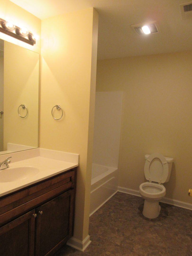 Apartment for rent at 1755 Galbraith Rd, Frankfort, KY 40601