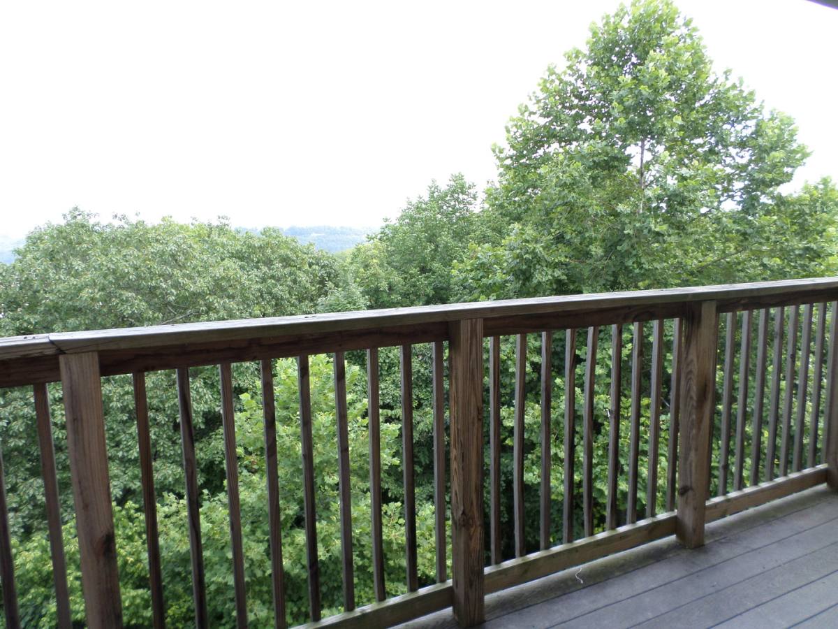 Apartment for rent at 100 Pinnacle Court, Frankfort, KY 40601