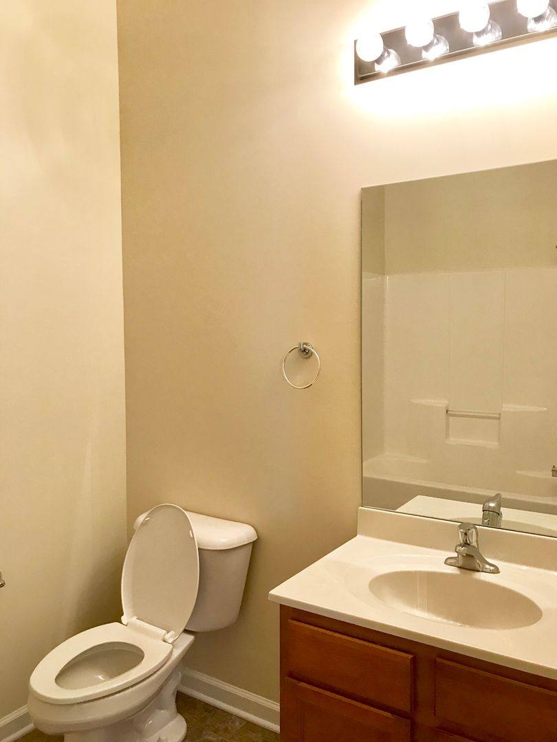 Apartment for rent at 100 Pinnacle Court, Frankfort, KY 40601