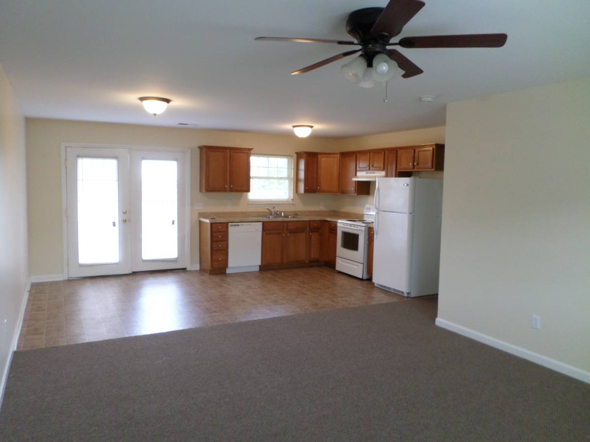 Apartment for rent at 100 Pinnacle Court, Frankfort, KY 40601