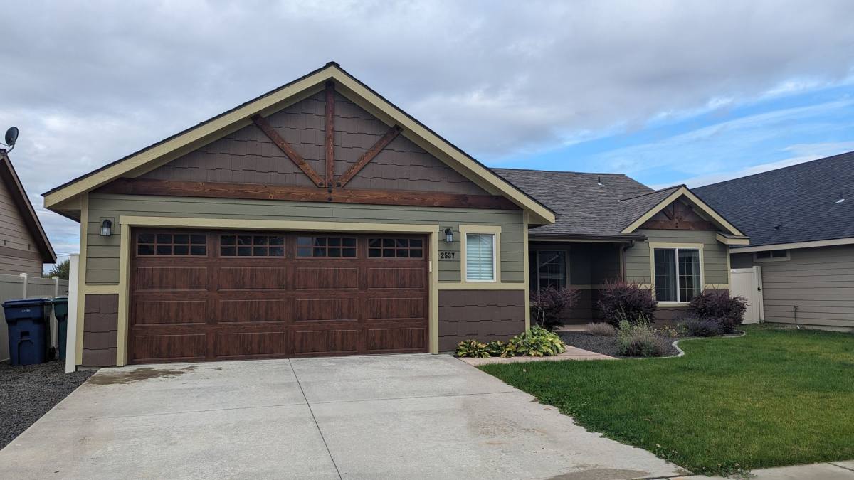 House for rent at 2537 N Lehigh Court, Post Falls, ID 83854