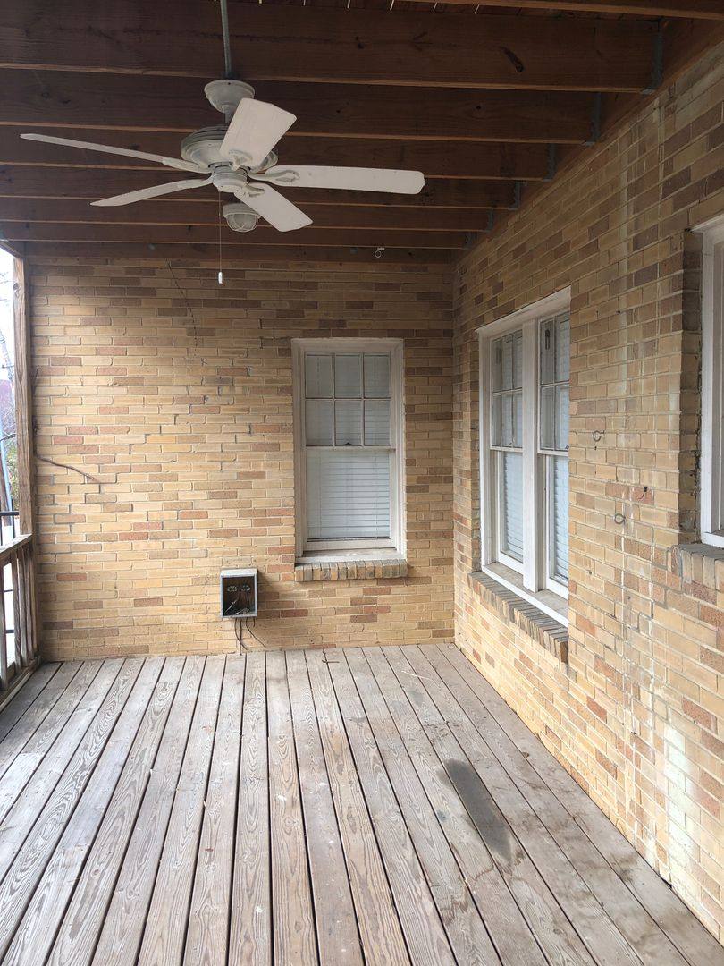 Apartment for rent at 950 N St, Jackson, MS 39202