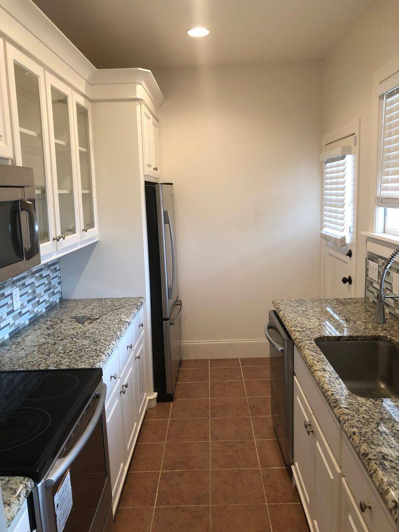 Apartment for rent at 950 N St, Jackson, MS 39202