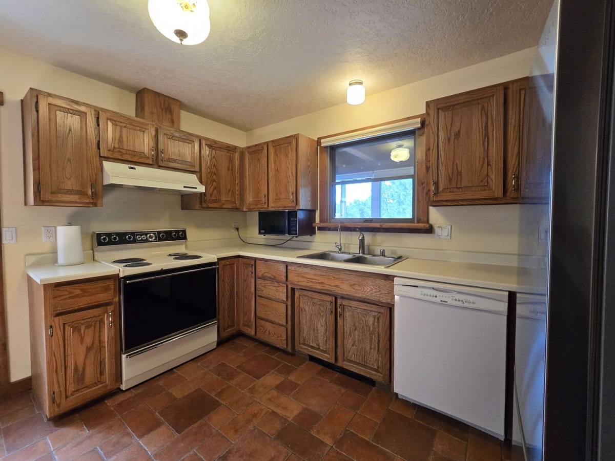 House for rent at 20 Ravens Ridge Rd, Santa Fe, NM 87505
