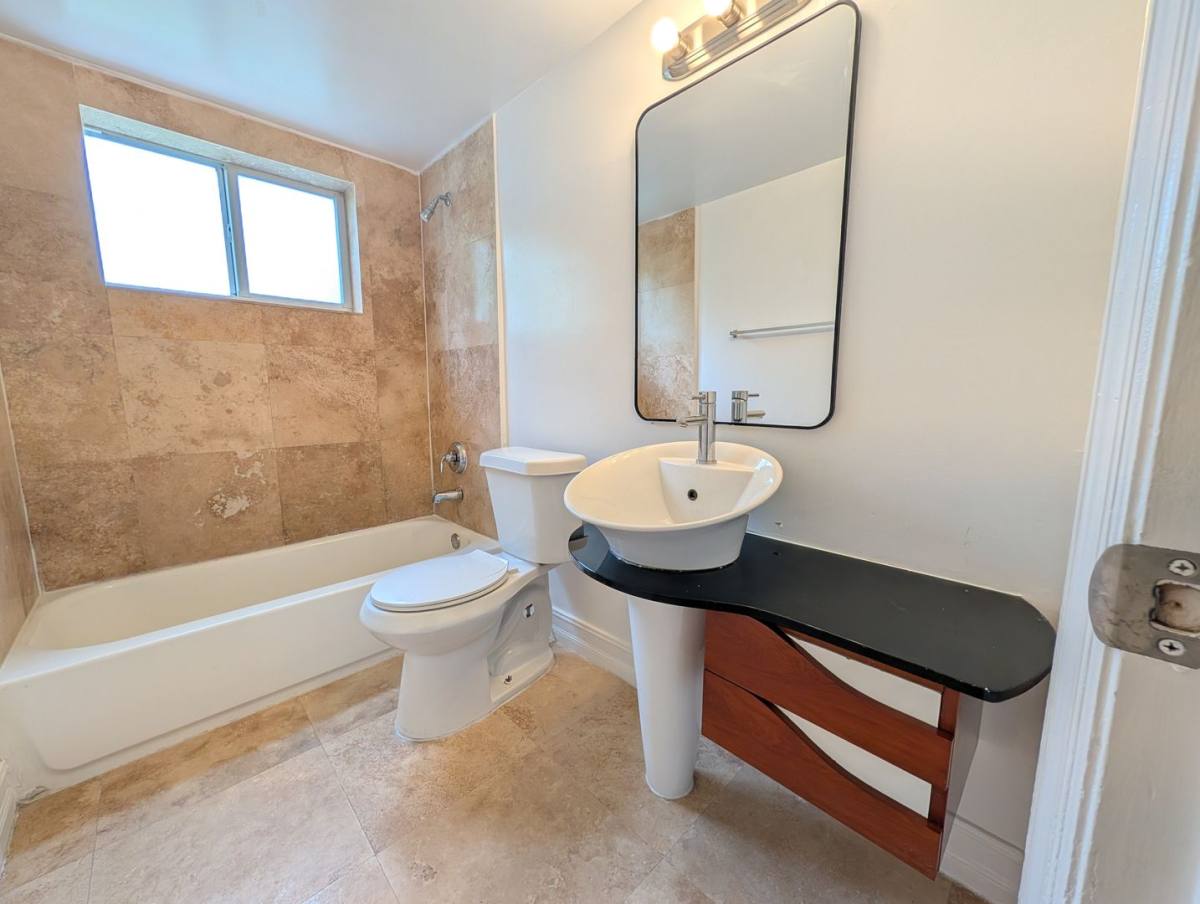 Apartment for rent at 3007 N Andrews Ave, Fort Lauderdale, FL 33311