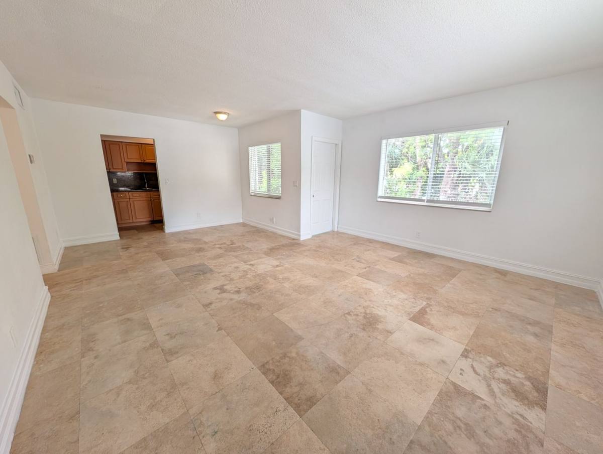 Apartment for rent at 3007 N Andrews Ave, Fort Lauderdale, FL 33311