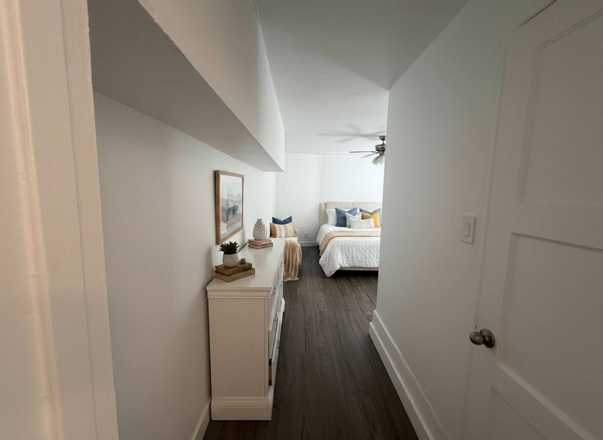 Apartment for rent at 1245 N Laurel Ave, Los Angeles, CA 90046
