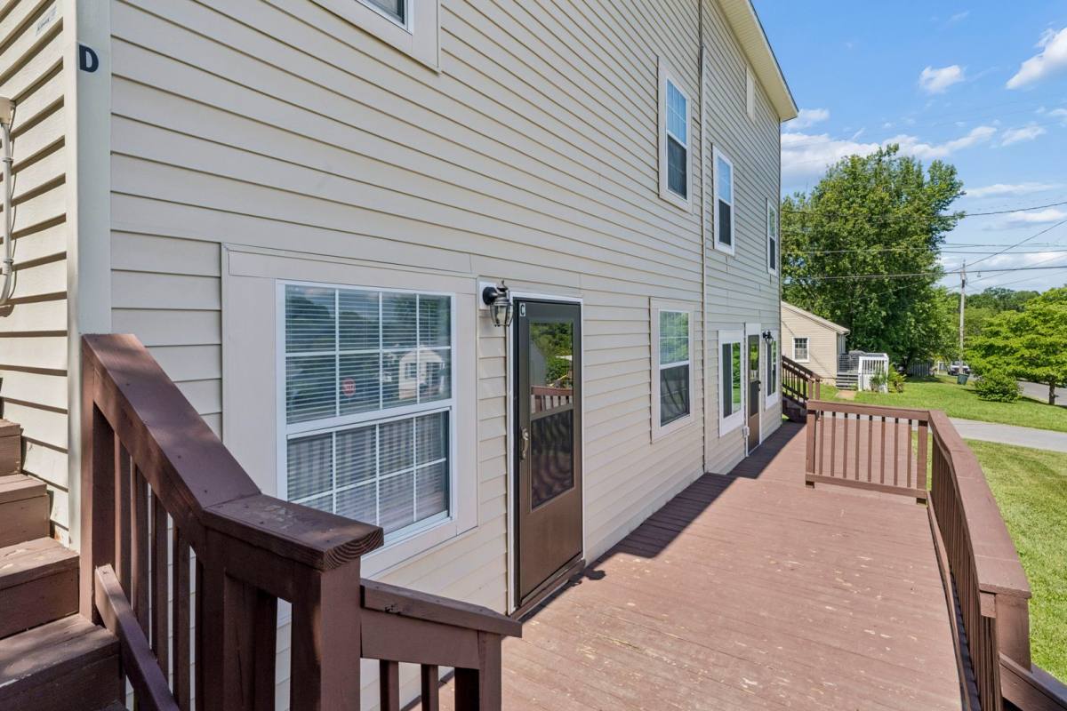 Apartment for rent at 600 Trudy St, Elizabethton, TN 37643