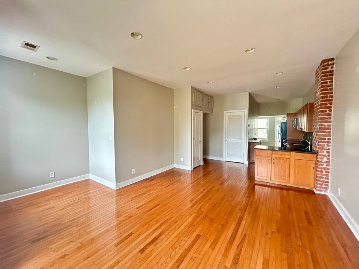 Apartment for rent at 1438 Fairmont St NW, Washington, DC 20009