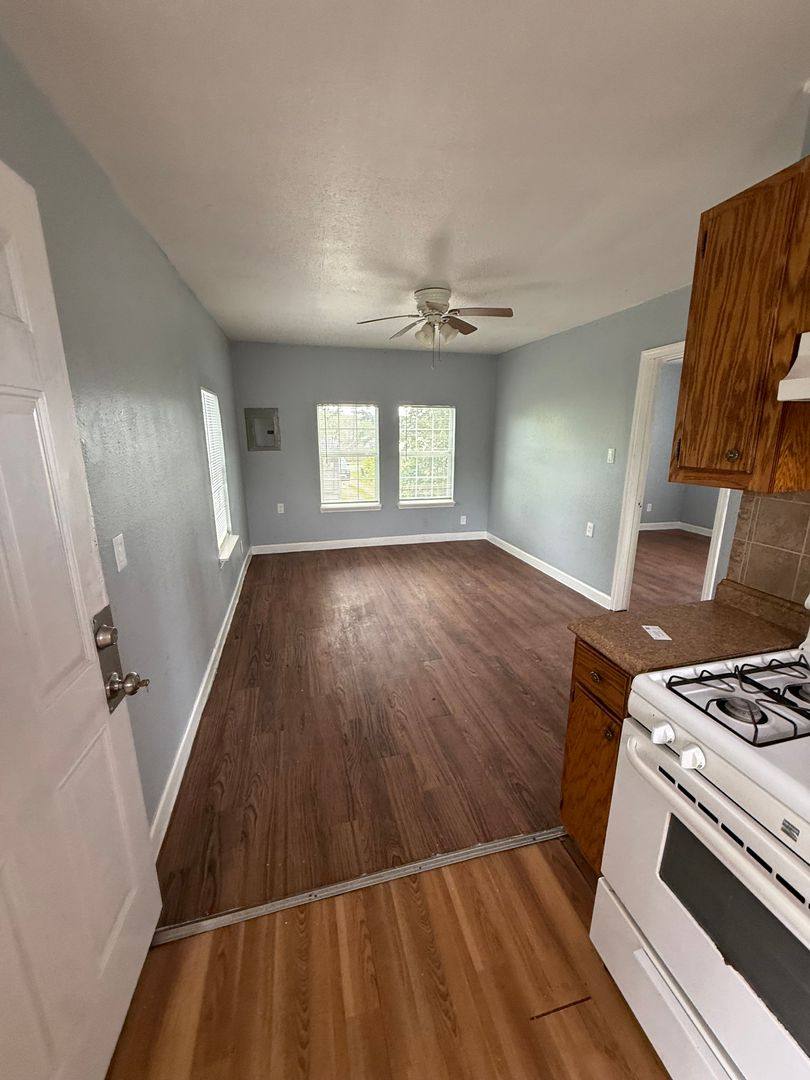 Apartment for rent at 3393 Linder St, Houston, TX 77026