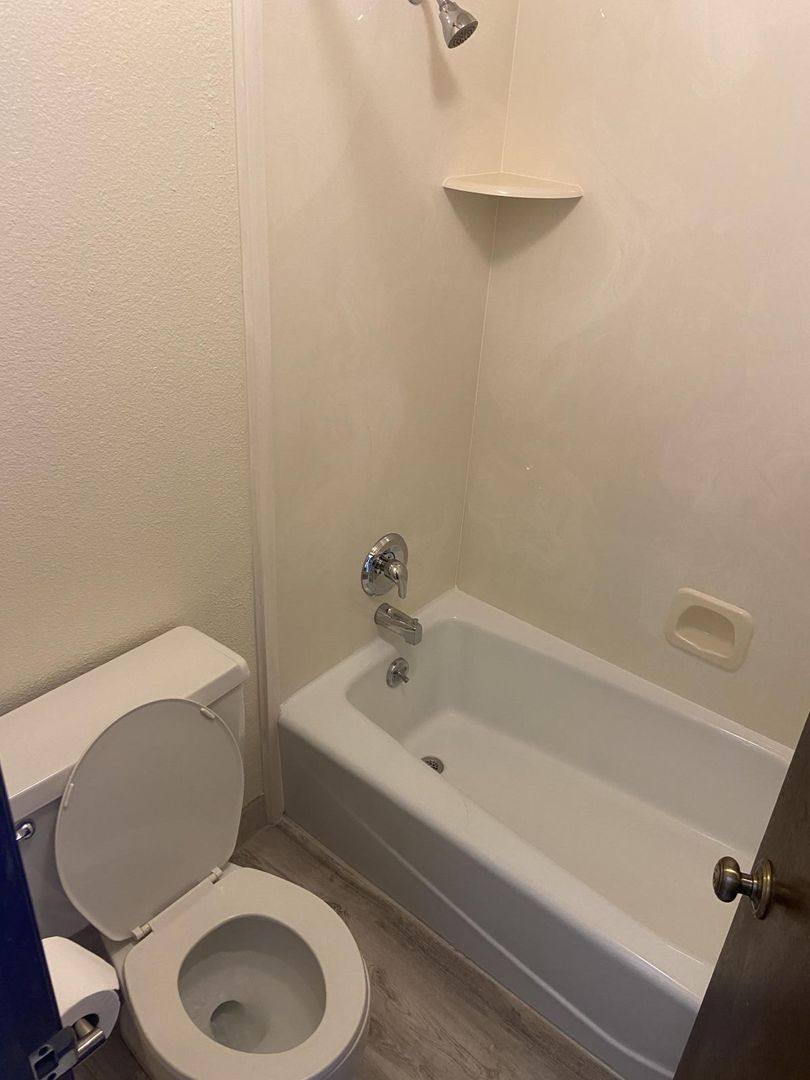 Townhouse for rent at 553 E 200 N, Logan, UT 84321