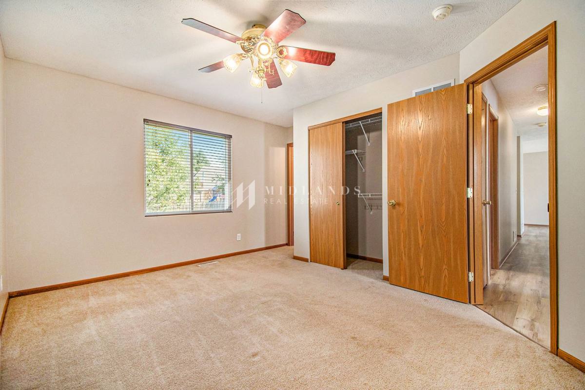 House for rent at 17854 Lillian St, Omaha, NE 68136