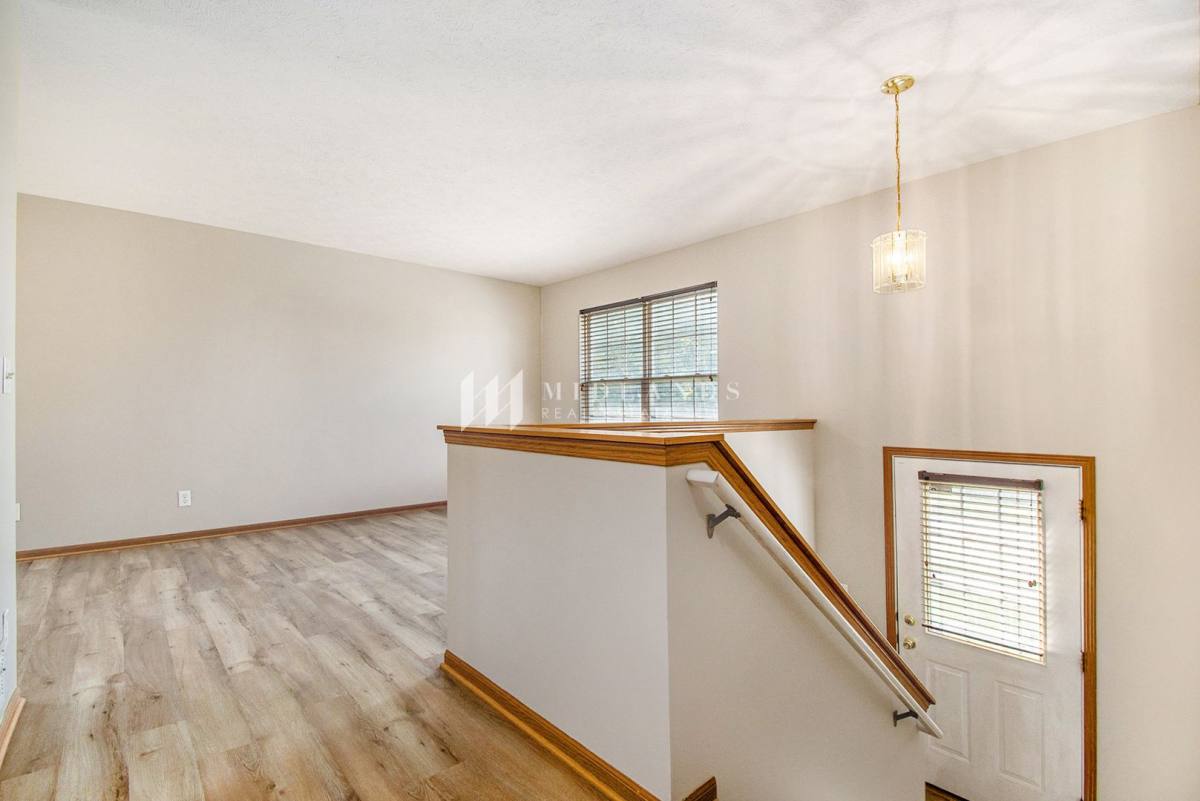 House for rent at 17854 Lillian St, Omaha, NE 68136