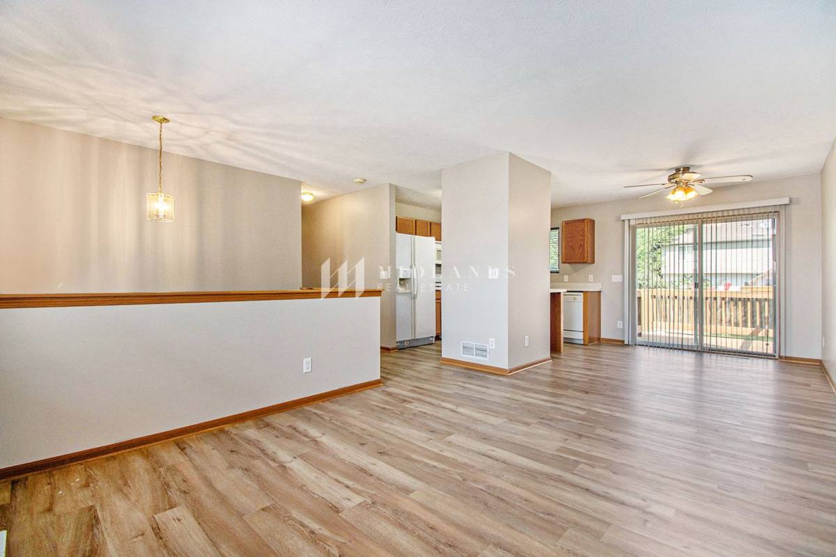 House for rent at 17854 Lillian St, Omaha, NE 68136