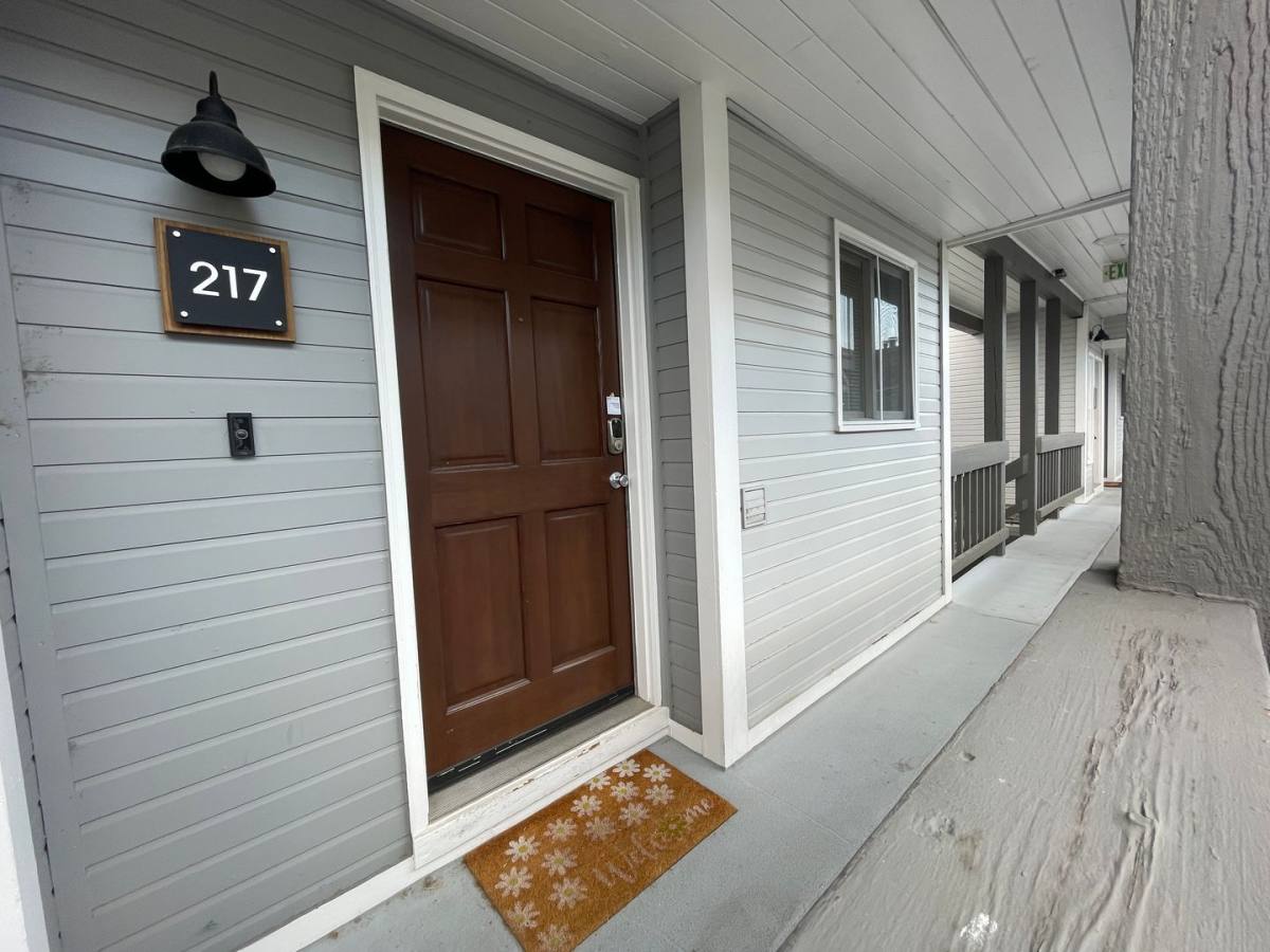 Condo for rent at 2201 Pearl St, Boulder, CO 80302