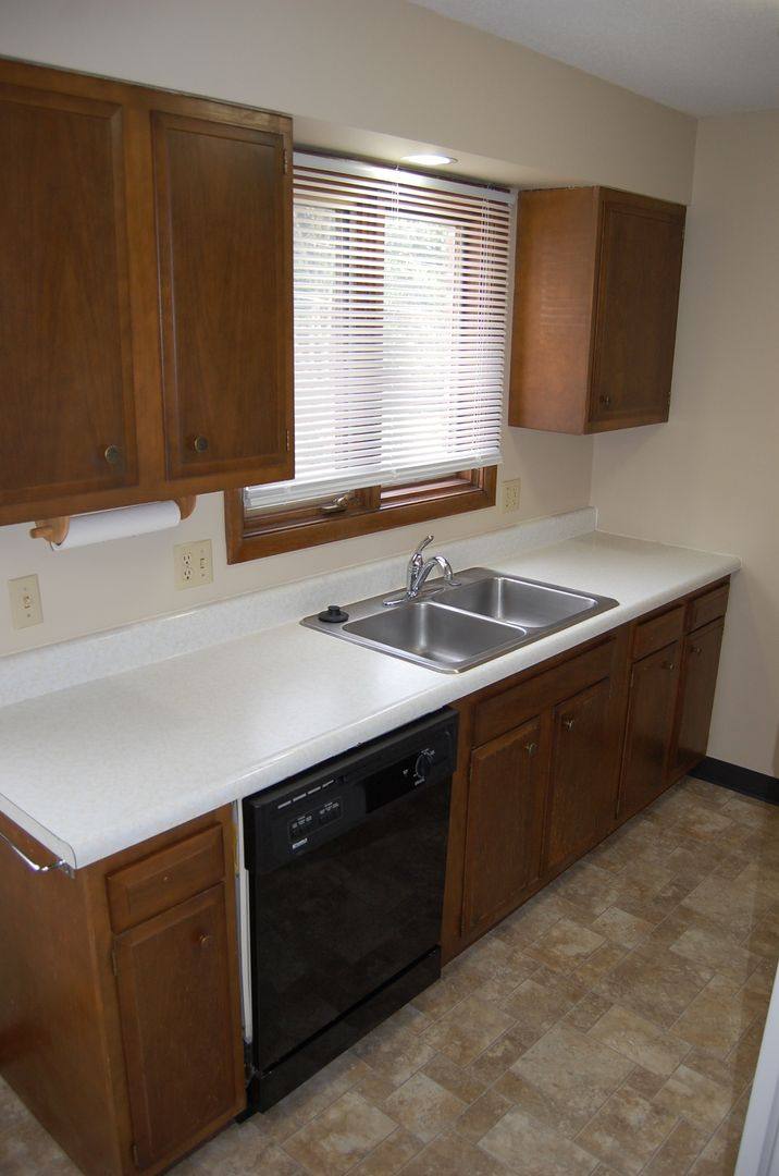 Apartment for rent at 411 N 57th St, Lincoln, NE 68505