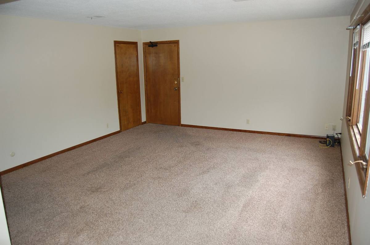 Apartment for rent at 411 N 57th St, Lincoln, NE 68505
