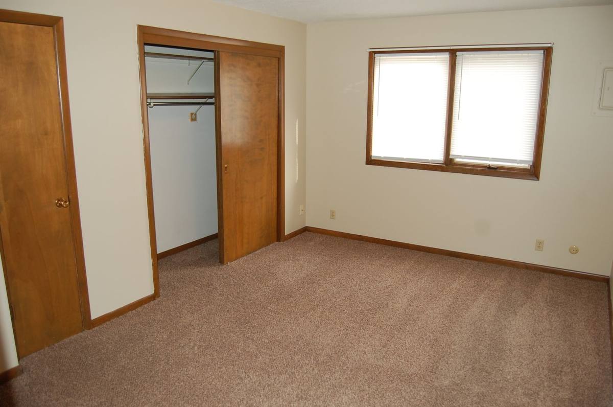 Apartment for rent at 411 N 57th St, Lincoln, NE 68505