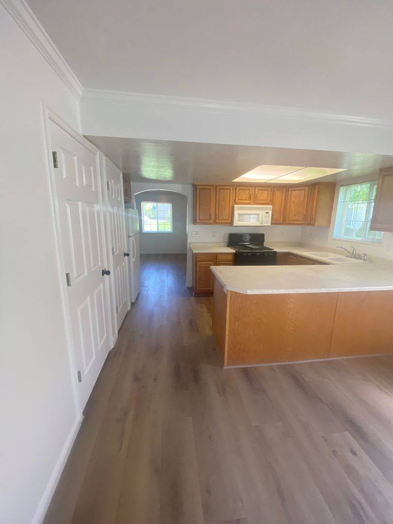 Townhouse for rent at 168 Coventry Place, Logan, UT 84341