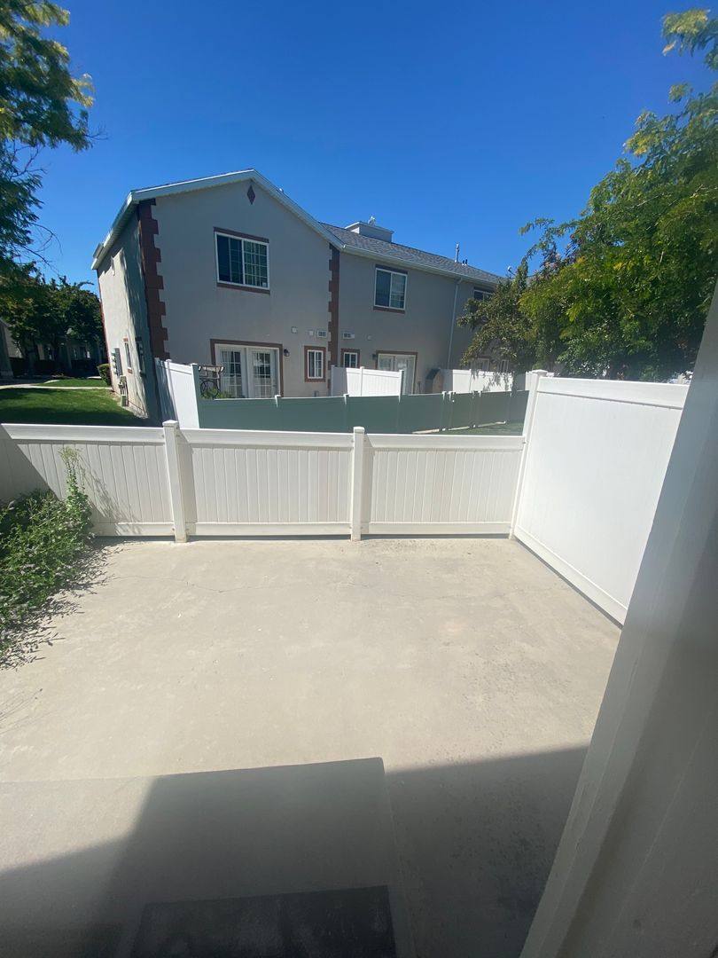 Townhouse for rent at 168 Coventry Place, Logan, UT 84341