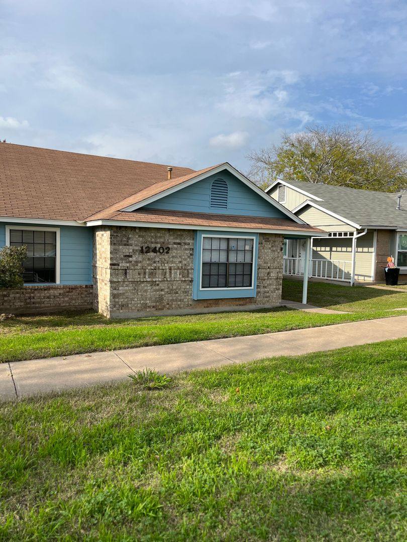 Apartment for rent at 12402 Alderbrook Dr, Austin, TX 78758