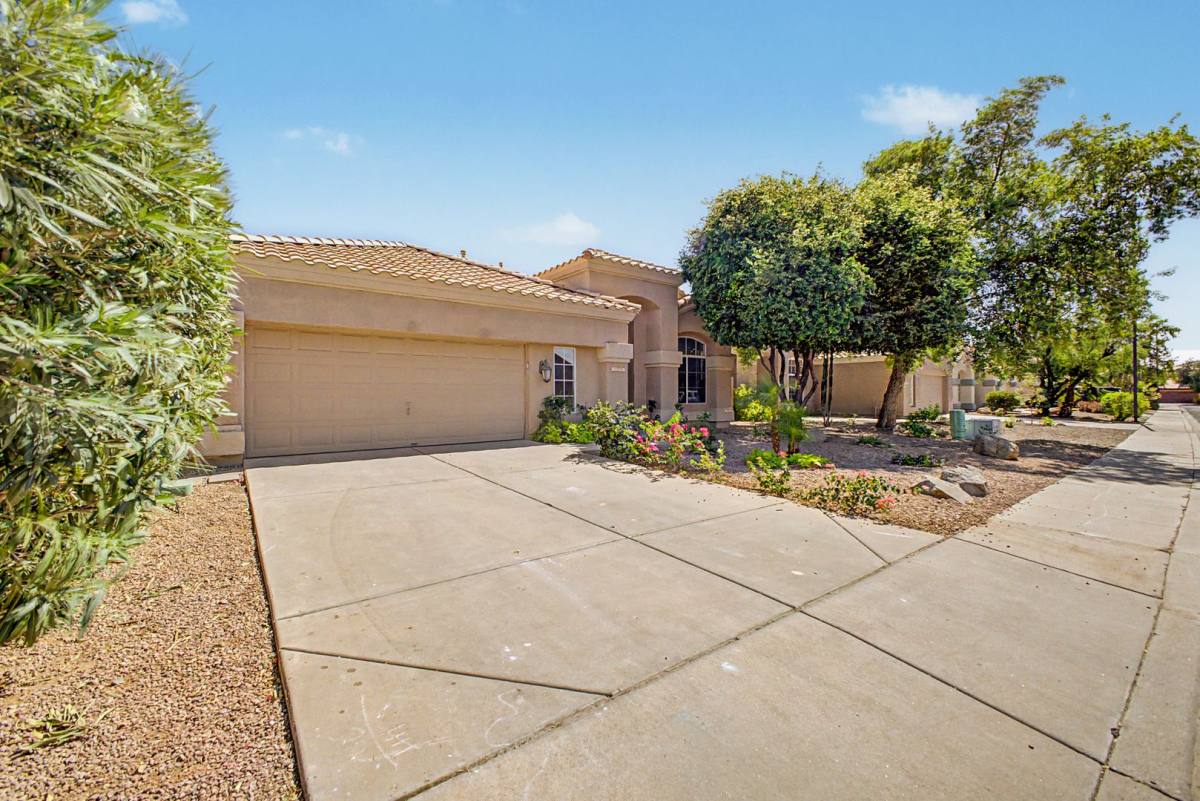 House for rent at 7251 E Lakeview Ave, Mesa, AZ 85209
