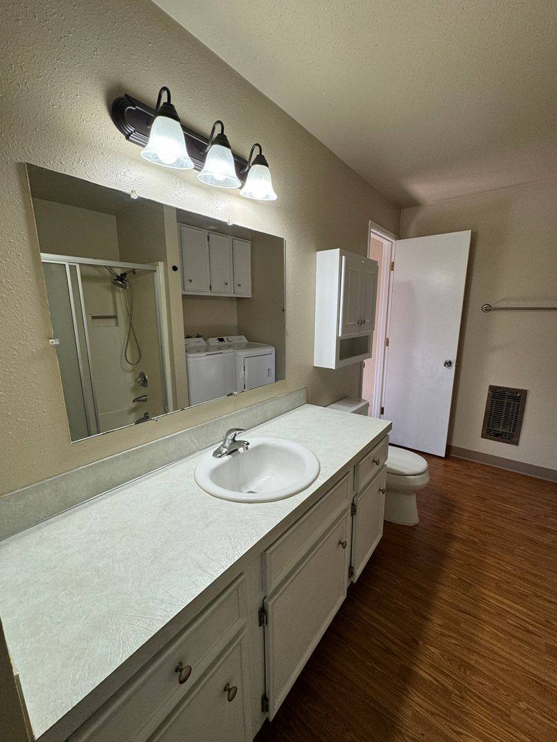 House for rent at 1827 Worden, Klamath Falls, OR 97601